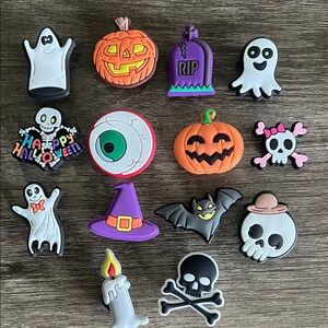 JIBBITZ. New HAPPY HALLOWEEN. Set of 14. Fits Crocs and similar. 🎃☠️👻🎃